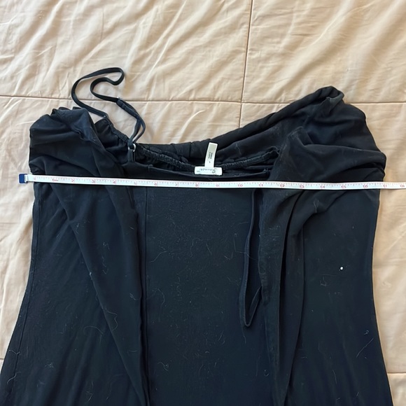 Flounce, black dress with adjustable straps. - Picture 7 of 8